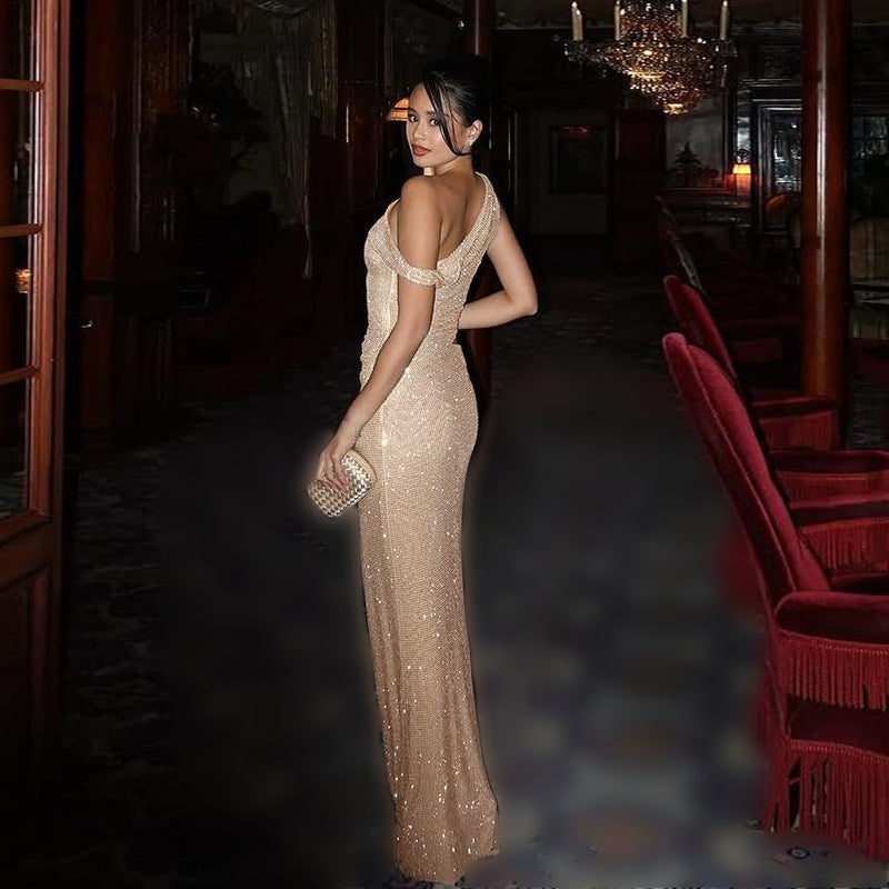 Vestido asimétrico para mujer con abertura lateral